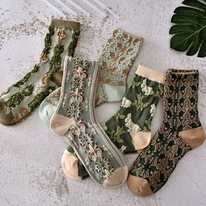 Artistic Socks, Christmas Socks, Color matching socks, Green Socks, Floral Socks